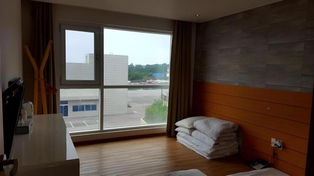 Ewha Hotel Jeju Eksteriør billede